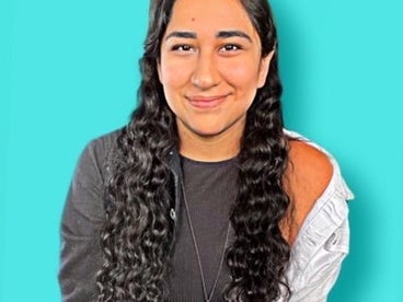 Annie Segarra Headshot