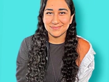Annie Segarra Headshot